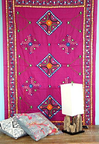 GURU SHOP Besticktes Tuch mit Spiegelchen, Indisches Boho Wandtuch, Pareo - Pink, Rosa, Baumwolle, 110x220x0,2 cm, Bettüberwurf, Sofa Überwurf von GURU SHOP