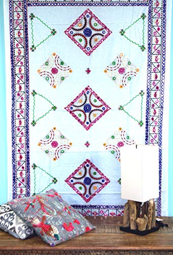 GURU SHOP Besticktes Tuch mit Spiegelchen, Indisches Boho Wandtuch, Pareo - Weiß, Baumwolle, 110x220x0,2 cm, Bettüberwurf, Sofa Überwurf von GURU SHOP