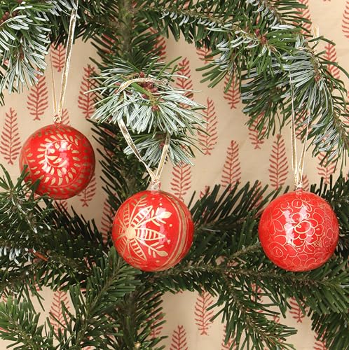 GURU SHOP Upcycling Weihnachtskugel 3er Geschenk Set aus Pappmachee, Handbemalter Christbaumschmuck, Kaschmirkugeln 5,5 cm - Muster 6, Rot, Weihnachtsdeko GURU SHOP Upcycling Weihnachtskugel 3er Geschenk Set aus Pappmachee, Handbemalter Christbaumschmuck, Kaschmirkugeln 5,5 cm - Muster 6, Rot, Weihnachtsdeko von GURU SHOP