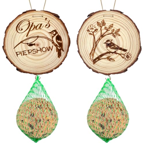 2 Stück Meisenknödelhalter Holz mit Gravur Opas Piepshow, inkl. 10 Netzbeutel – Lustiges Garten Geschenk für Opa oder Papa, Vogelfutterspender Wildvögel zum Aufhängen, Männergeschenk Geburtstag 2 Stück Meisenknödelhalter Holz mit Gravur Opas Piepshow, inkl. 10 Netzbeutel – Lustiges Garten Geschenk für Opa oder Papa, Vogelfutterspender Wildvögel zum Aufhängen, Männergeschenk Geburtstag von GYHWOFUL