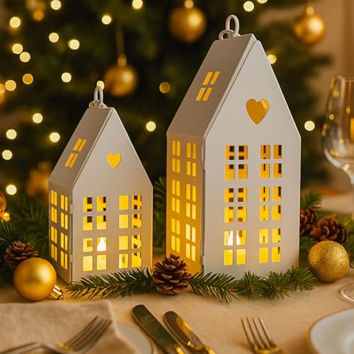 2 Stück Weihnachtsdeko Lichthäuser Weiß mit LED Kerzen, Weihnachten Deko Lichthaus Metall, Weihnachtshäuser Kerzenhalter für LED Teelichter, Weihnachten Deko Innen Teelichthaus Häuser Tischdeko von GZWY
