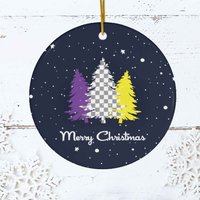 Nonbinary Weihnachten Ornament Für Enby Subtle Pride Weihnachtsgeschenk Flagge Farbe Merry Xmas Queer Weihnachtsbaum von GabyandTali