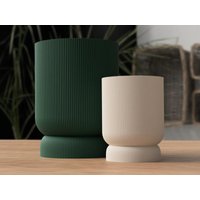 Moderner Design Übertopf Mit Rillenstruktur Und Eleganter Taillierung, Stilvolles Pflanzgefäß in 14 Farben Aus Robustem Petg Kunststoff Moderner Design Übertopf Mit Rillenstruktur Und Eleganter Taillierung, Stilvolles Pflanzgefäß in 14 Farben Aus Robustem Petg Kunststoff von GadgetVibeGmbH