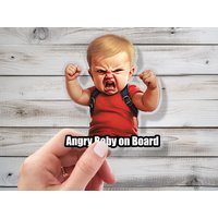 Angry Baby On Board Autoaufkleber - Hilarious Lustige Familie von Gadgetalicious