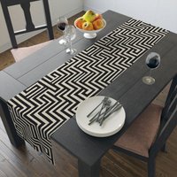 Elegantes & Modernes Abstraktes Muster Tischläufer - Ein Stilvolles Schwarz Und Weißes Accessoires Für Ihr Zuhause von Gadgetalicious