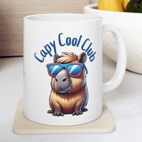 Trendige Capybara 11 Unzen Tasse - Hip Cooles Club Design, Ideal Für Kaffee & Tee Enthusiasten, Perfektes Büro Geschenk von Gadgetalicious