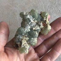 Botryoider Prehnit Mit Stilbit Und Epidot Botryoider Prehnit Mit Stilbit Und Epidot von GadsdenGem