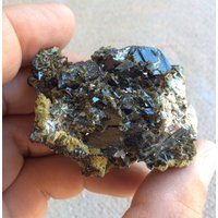 Feine Epidot Gruppe Feine Epidot Gruppe von GadsdenGem