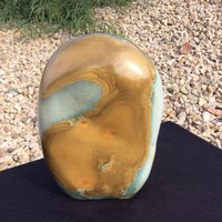 Polierte Polychrome Jaspis Freeform, Lebendige Mehrfarbige Stein Stehskulptur, Handgefertigtes Edelstein-Dekor Polierte Polychrome Jaspis Freeform, Lebendige Mehrfarbige Stein Stehskulptur, Handgefertigtes Edelstein-Dekor von GadsdenGem