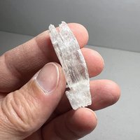 Triphan Spodumene 10, 4 Gramm von GadsdenGem