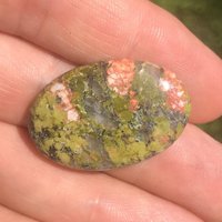 Unakit Cabochon | 33 Mm X 22 5 Mm Unakit Cabochon | 33 Mm X 22 5 Mm von GadsdenGem