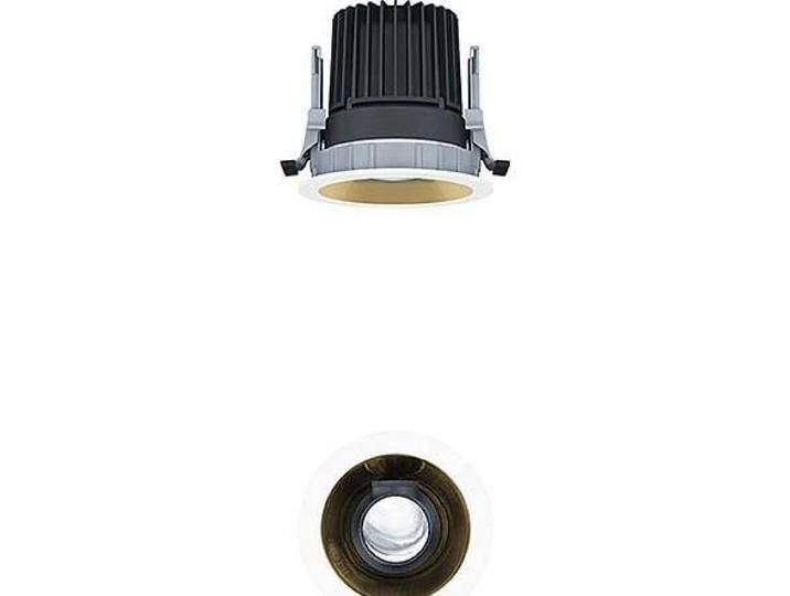 Zumtobel, Wandleuchte + Deckenleuchte, ZUMT LED-Deckeneinbaustrahler (490 lm) von Galaxus