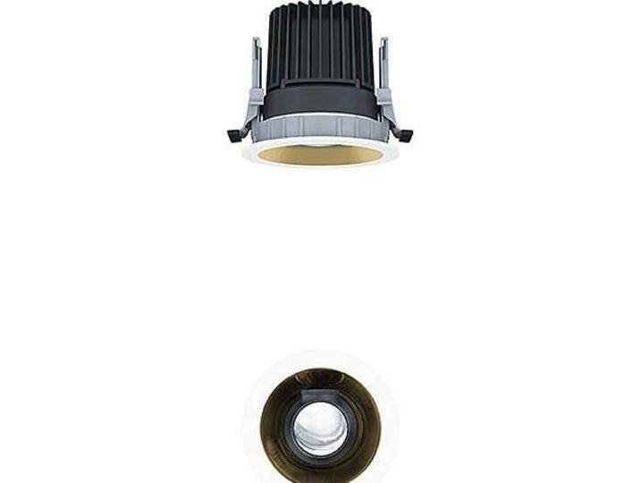 Zumtobel, Wandleuchte + Deckenleuchte, ZUMT LED-Deckeneinbaustrahler (490 lm) von Galaxus