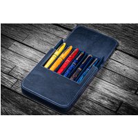Leder Magnum Opus 6 Slots Hard-Penetui Mit Abnehmbarer Stiftablage - Crazy Horse Navy Blau von GalenLeatherCo