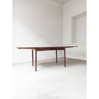 Ausziehbarer Vintage Esstisch Aus Palisander Ausziehbarer Vintage Esstisch Aus Palisander von GalleryNovo