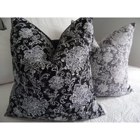 Floral Blättern Kissen Anthrazit Oder Schwarz Baumwolle Home Decor von GamGamzhandcrafted