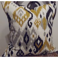 Ikat.herbst Dekor Kissen.gold.grau.schwarz.weiß.slipcover.home Decor Ikat.herbst Dekor Kissen.gold.grau.schwarz.weiß.slipcover.home Decor von GamGamzhandcrafted