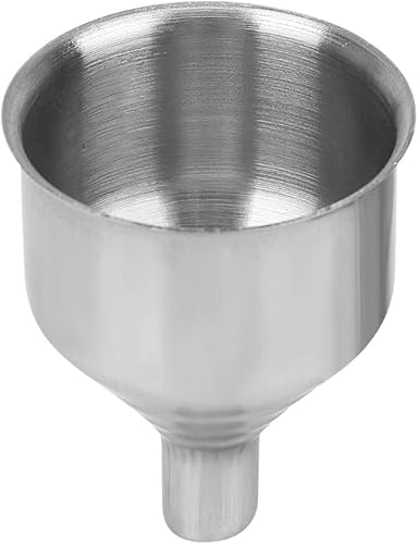 Edelstahl-Trichter mit Schmalhalsdesign | Spülmaschinengeeigneter Mini-Trichter für Whiskyflaschen, Reiseflaschen and Ölkanister | Küchenzubehör aus rostfreiem Stahl (Silber, 12cm) von Gammaeon