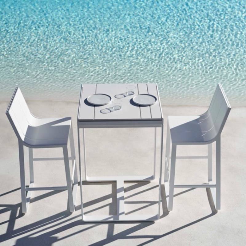 Gandia Blasco I Flat Bar Table 70 cm, quadratisch von Gandia Blasco