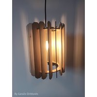 Holzleuchte Holzlampe Pendelleuchte Deckenlampe Handgemachte Lampe von GarageShopLT