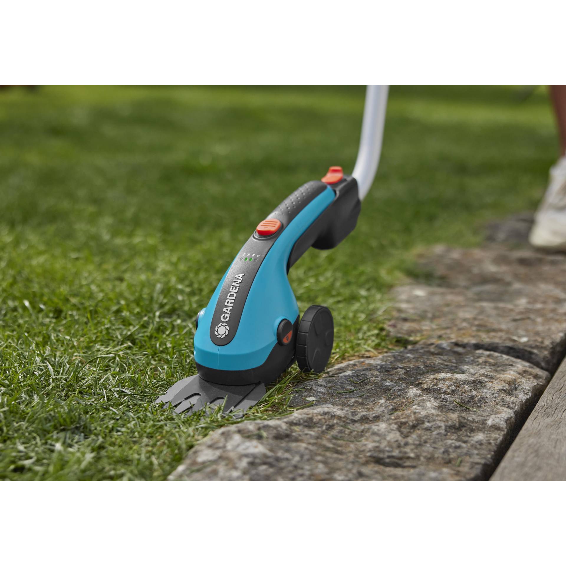 Gardena Akku-Grasschere 'ClassicCut Li' mit Akku von Gardena
