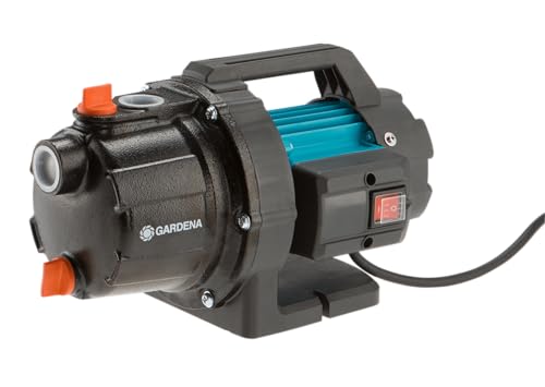 Gardena Gartenpumpe 3700/4 Basic: Bewässerungspumpe mit 3700 l/h Fördermenge, Leistung 800 W, langlebig dank Edelstahlwelle, Gussgehäuse, Regneranschluss möglich (9014-47) von Gardena