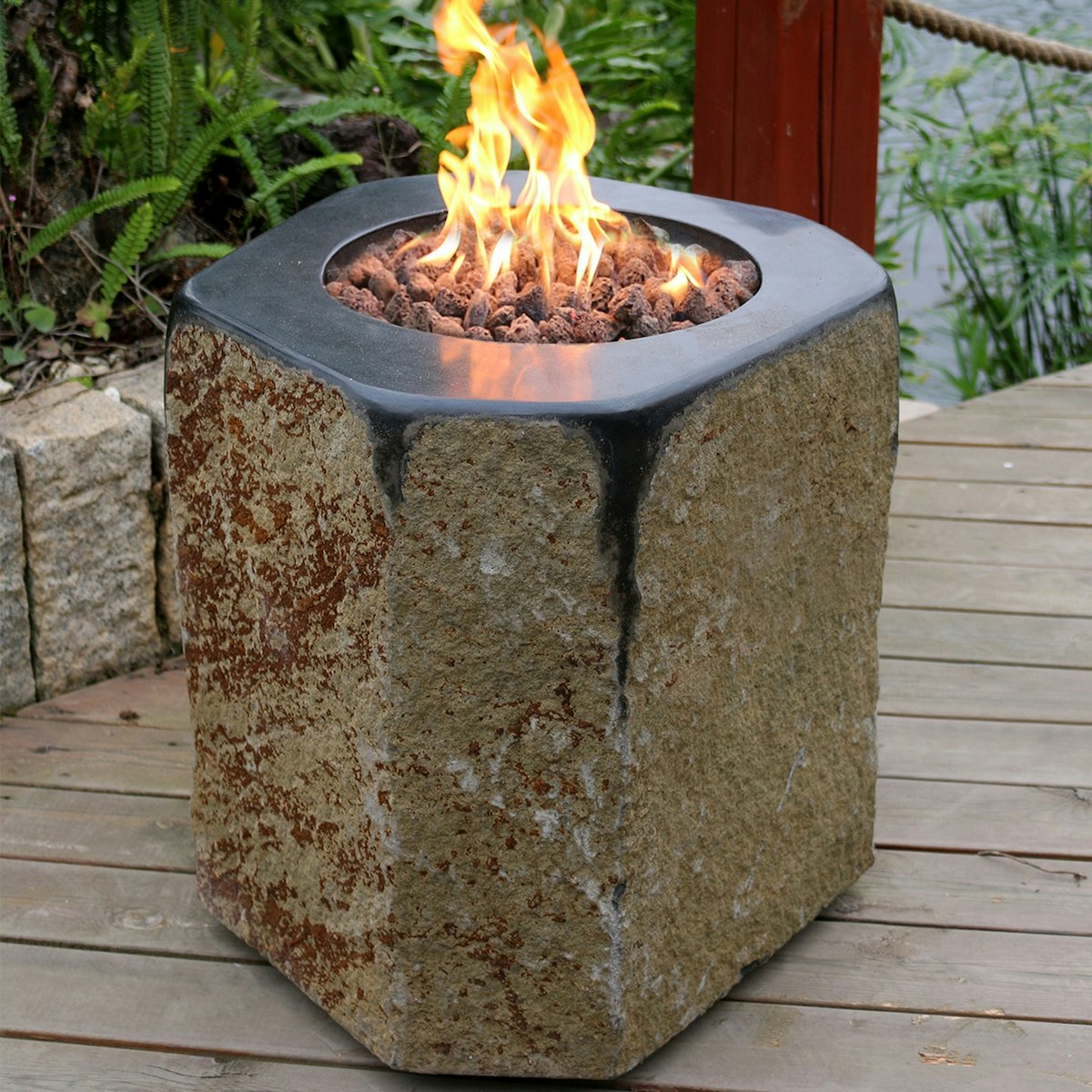 Gardenforma Gas Feuerstelle Derby aus Basalt Naturstein schwarz/braun schwarz Gardenforma Gas Feuerstelle Derby aus Basalt Naturstein schwarz/braun schwarz von Gardenforma
