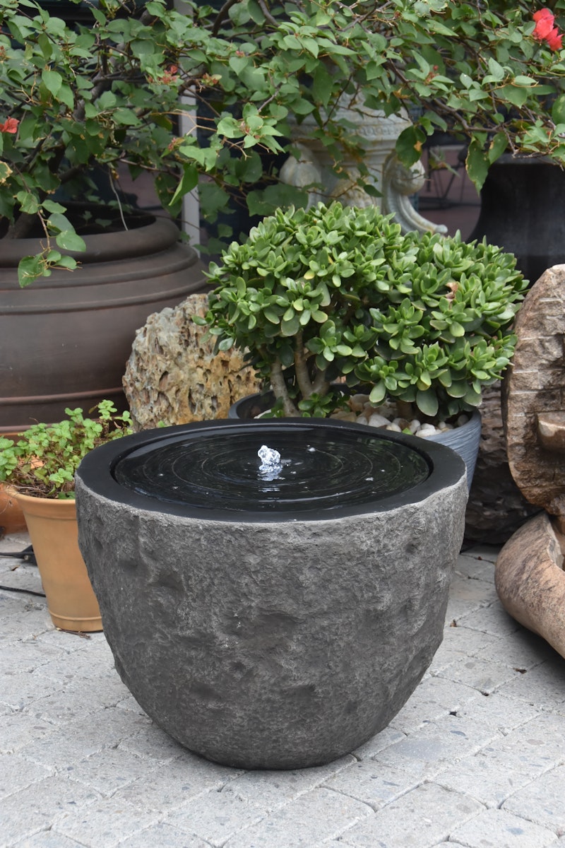 Gardenforma Wasserspiel Curitiba grau, Polyresin inkl. Pumpe und LED-Beleuchtung, Ausführung: grau Gardenforma Wasserspiel Curitiba grau, Polyresin inkl. Pumpe und LED-Beleuchtung, Ausführung: grau von Gardenforma