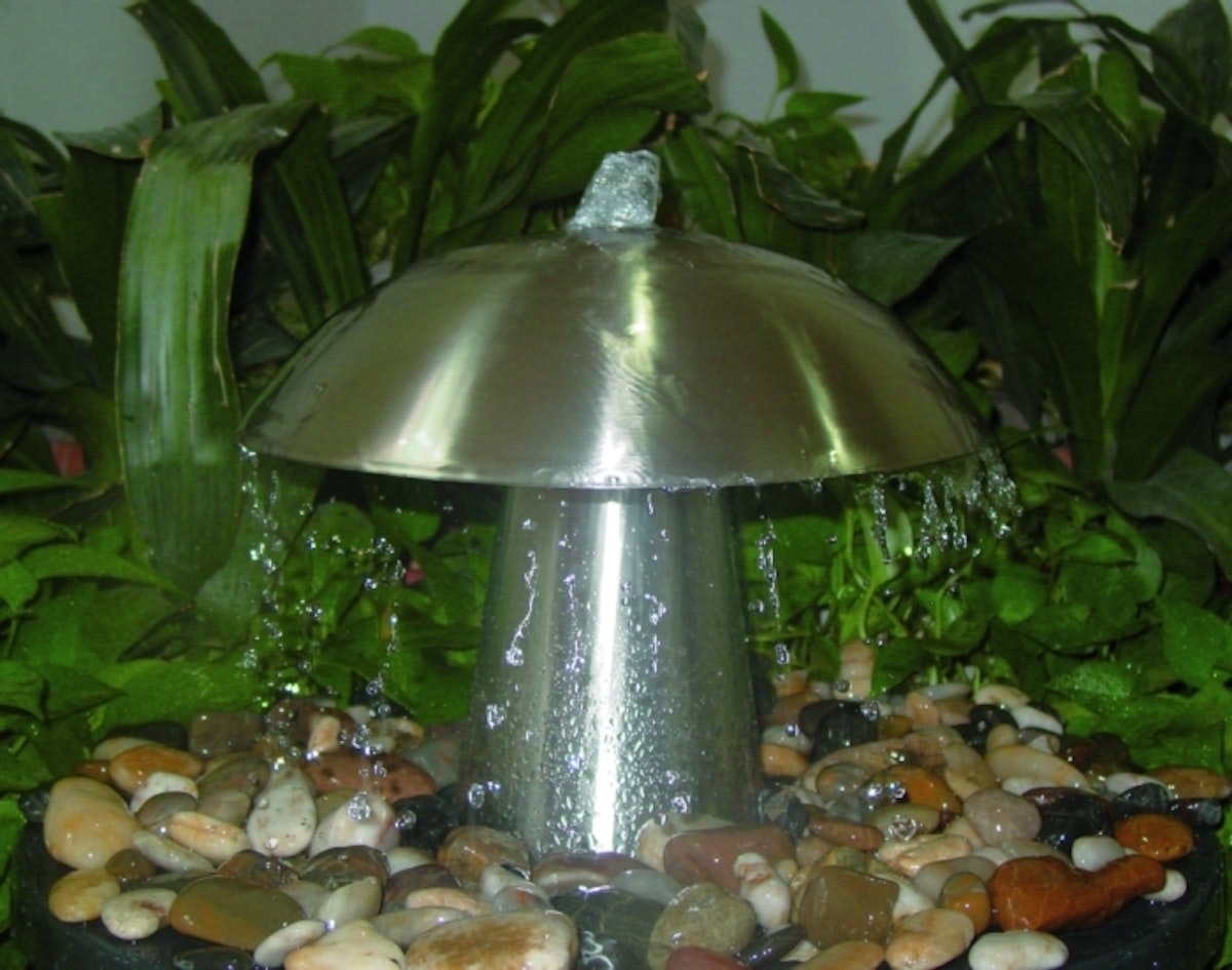 Gardenforma Wasserspiel Mushroom aus Edelstahl inkl. LED Beleuchtung weiß Gardenforma Wasserspiel Mushroom aus Edelstahl inkl. LED Beleuchtung weiß von Gardenforma