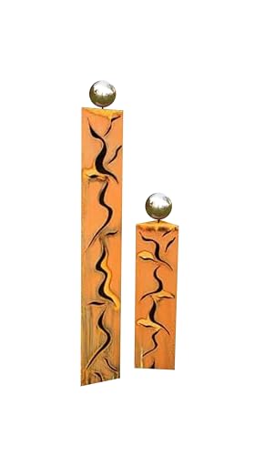 Gartendekoshop24 - Gartendeko Metall Rostsäulen. 2er Edelrost Rostsäulen 100/60 cm, mit Edelstahlkugeln, dreieckig, für draußen. Handgefertigtes Rostsäulenpaar Deko Risse. Gartendeko Outdoorbereich. von Gartendekoshop24