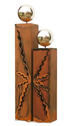 Gartendekoshop24 – Gartendeko Rost Säulen Paar, 80/60 cm, mit Edelstahlkugeln. 2er Garten Säulen mit Muster, aus Edelrost, handgefertigt, für draußen. Dekoratives Rost Säulen Paar für den Garten. von Gartendekoshop24