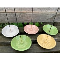 Keramik Räucherstäbchenhalter Für Die Rauhnächte Verschiedene Farben Handgetöpfert Wunderschön Neu von GartenkeramikundDeko