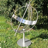 Äquatoriale Sonnenuhr aus Edelstahl - Milenium-1 Äquatoriale Sonnenuhr aus Edelstahl - Milenium-1 von Gartentraum.de