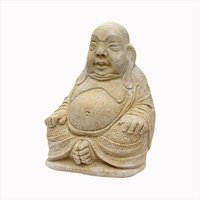 Außergewöhnliche Buddha-Dekofigur aus Steinguss - Daichi / Sand von Gartentraum.de