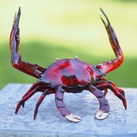 Besondere Bronzeskulptur - Rote Krabbe mit erhobenen Scheren - Hermann von Gartentraum.de