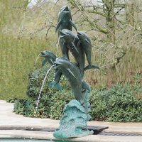 Delfinskulptur aus Bronze als Wasserspeier - Delfino Delfinskulptur aus Bronze als Wasserspeier - Delfino von Gartentraum.de