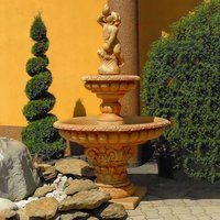 Einzigartiger Gartenbrunnen aus Steinguss - Jungen Figur mit Muschel - Gioele / Olimpia von Gartentraum.de