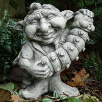 Freundlicher Troll mit Akkordeon für den Garten aus Steinguss - Anduin von Gartentraum.de