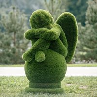 Gartenfigur Engel auf Kugel - Formschnitt aus Kunststoff - Zak Gartenfigur Engel auf Kugel - Formschnitt aus Kunststoff - Zak von Gartentraum.de