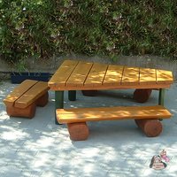 Gartenmöbel Set für Kinder aus Holz - Tisch und Gartenbänke - Sitzgarnitur Zwergenland / Eiche Gartenmöbel Set für Kinder aus Holz - Tisch und Gartenbänke - Sitzgarnitur Zwergenland / Eiche von Gartentraum.de