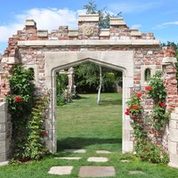 Gartenruine aus Steinguss - Granston Gateway von Gartentraum.de