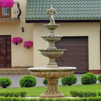 Großer Kaskaden Springbrunnen mit vier Brunnenschalen und Figur - Junge mit Vogel - Ivano / Tyrolia von Gartentraum.de