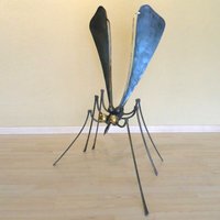 Handgefertigte Gartenfigur Insekt aus Schmiedebronze - Bibikely / 140cm Handgefertigte Gartenfigur Insekt aus Schmiedebronze - Bibikely / 140cm von Gartentraum.de