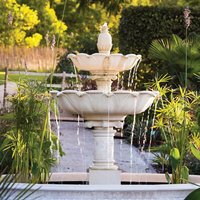 Kaskadenbrunnen aus Stein - florales Design - Hare Manor / Sand / mit Pumpe von Gartentraum.de