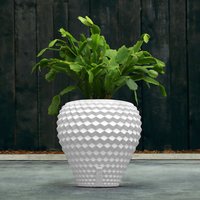 Klassischer Blumentopf mit modernem Muster aus Beton - Mirono / Weiß matt Klassischer Blumentopf mit modernem Muster aus Beton - Mirono / Weiß matt von Gartentraum.de