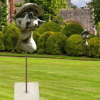 Kobold Skulptur aus Stein als Gartendekoration - Anatol / mit 120cm Stab von Gartentraum.de