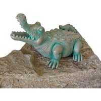Krokodil Wasserspeier auf Stein für die Gartenteich Dekoration - Emilos / Olimpia von Gartentraum.de