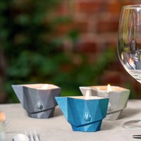 Moderne Duftkerzen mit recycelbarem Kerzenhalter - Refilling Candles / 3er Set / Duft - Winter Moderne Duftkerzen mit recycelbarem Kerzenhalter - Refilling Candles / 3er Set / Duft - Winter von Gartentraum.de