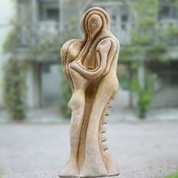 Moderne Skulptur Liebhaber Paar - Milenci / Antikgrau von Gartentraum.de