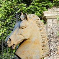 Pferde Büste Gartenfigur - Cavallo  / Antikgrau von Gartentraum.de